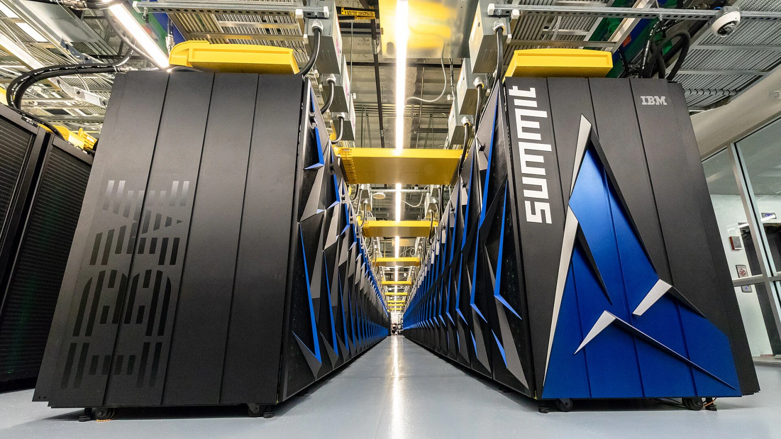 Superkomputer Summit di Oak Ridge National Laboratory